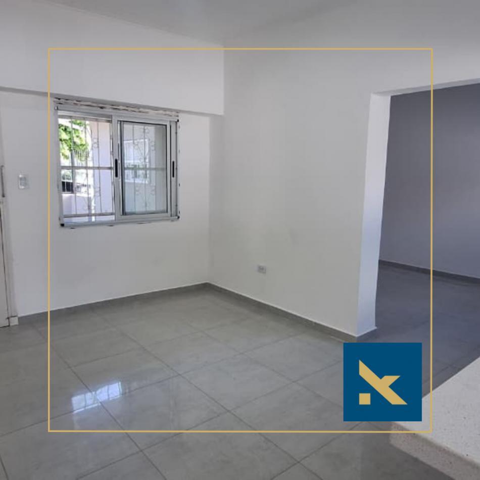Foto de CASA RECICLADA EN VENTA - F. ACOSTA AL 5000, imagen 3