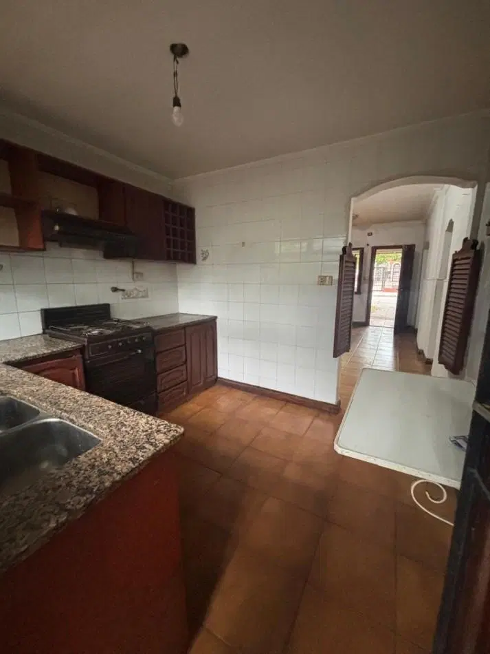 CASA EN VENTA - DON BOSCO 3081 4