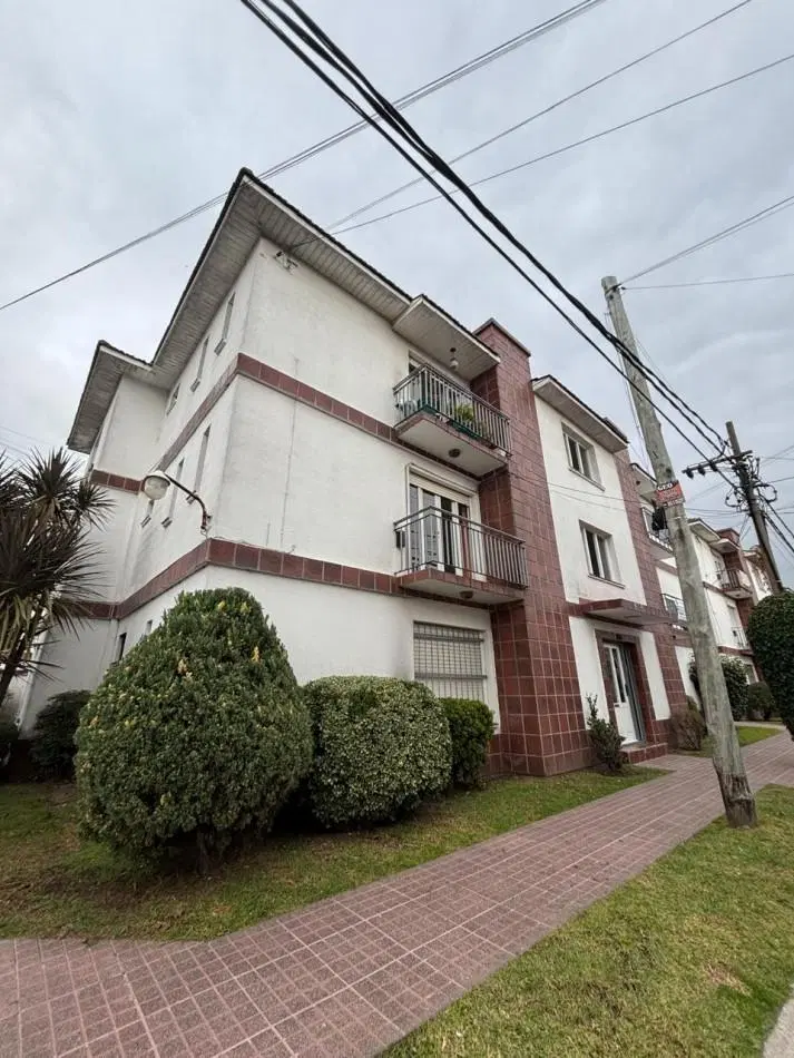 3 AMBIENTES CON ESPACIO DE COCHERA 3