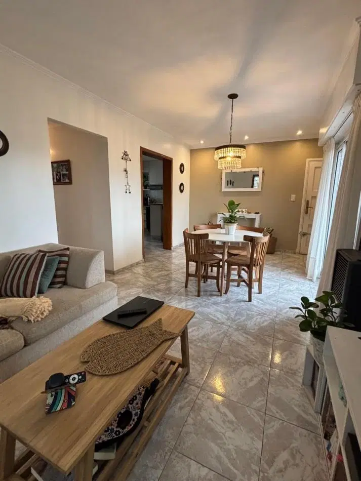 3 AMBIENTES CON ESPACIO DE COCHERA 8