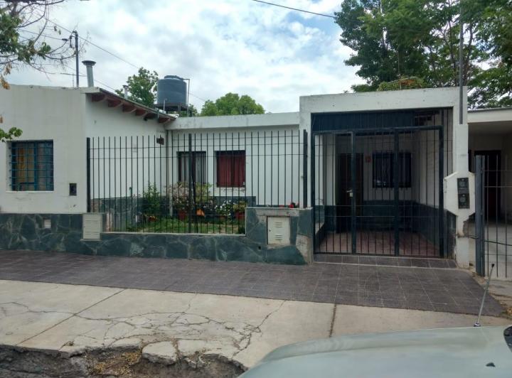 ALQUILO CASA ADYACENCIA POLIDEPORTIVO LUJAN DE CUYO 1