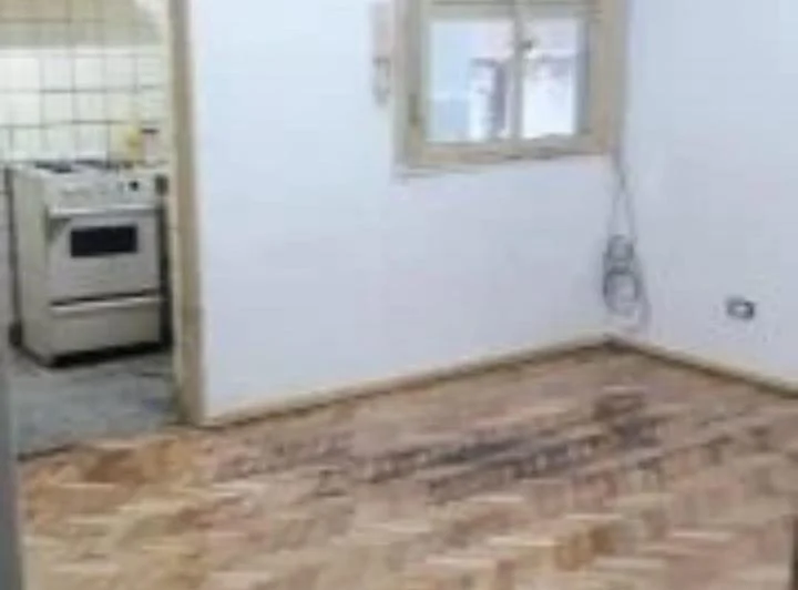 Departamento 2 ambientes con cochera en alquiler en Av. Corrientes al 2800 Balvanera CABA 2