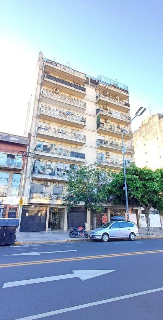 Departamento 2 ambientes en venta en Jose Maria Moreno al 1700 Parque Chacabuco CABA