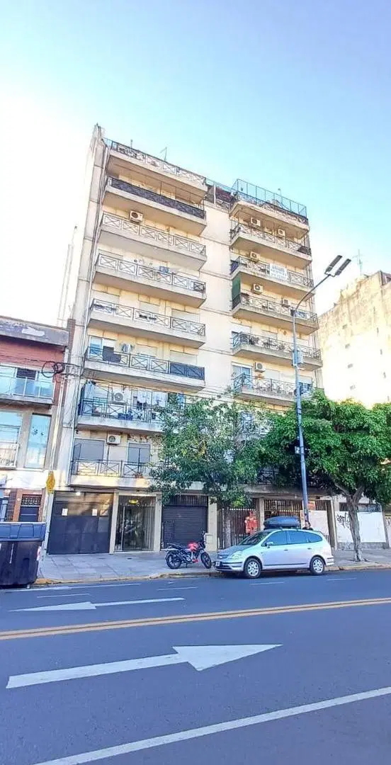 Departamento 2 ambientes en venta en Jose Maria Moreno al 1700 Parque Chacabuco CABA 1