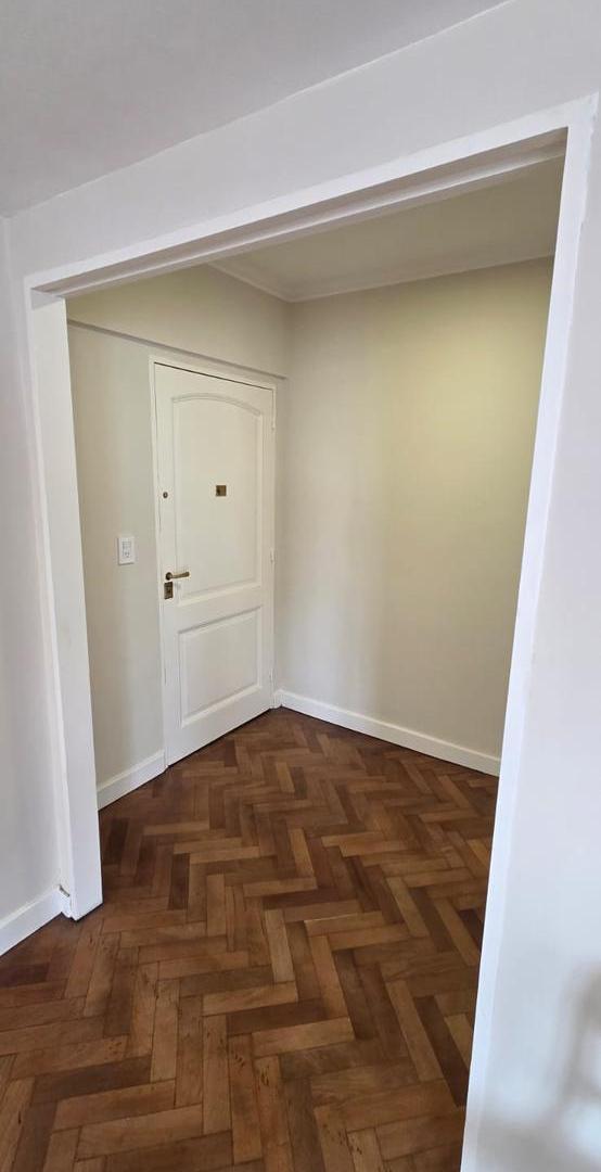 Foto de Departamento 4 ambientes en venta en Viamonte al 1700 San Nicolás CABA, imagen 5