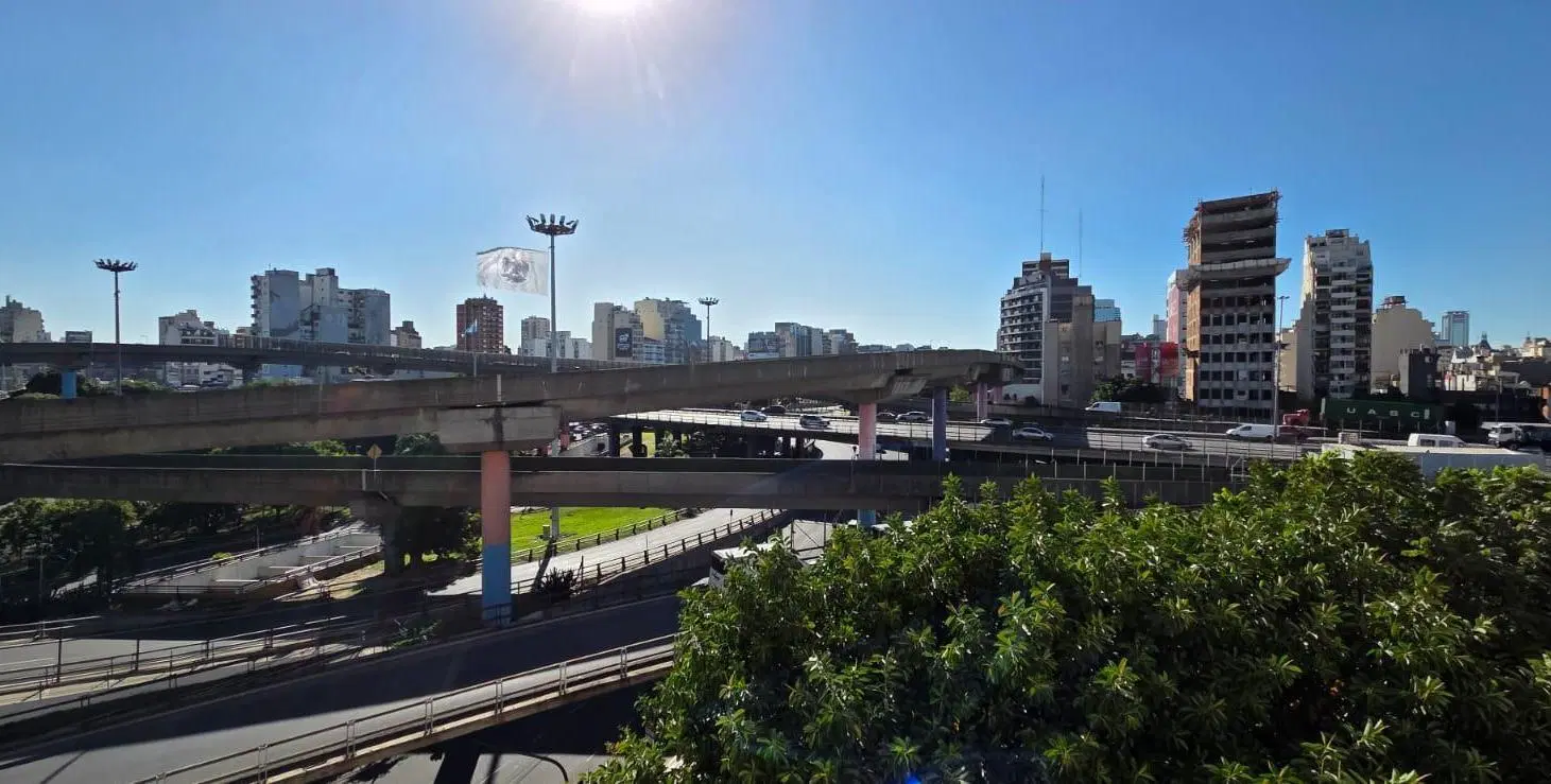 Departamento 3 ambientes en venta en Bernardo de Irigoyen al 1300 Constitución CABA 2