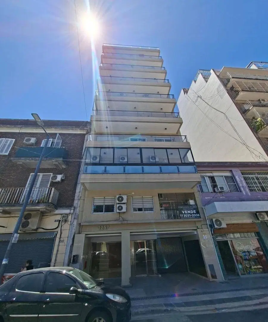 Departamento 3 ambientes en venta en Av. Suarez al 1200 Barracas CABA 1