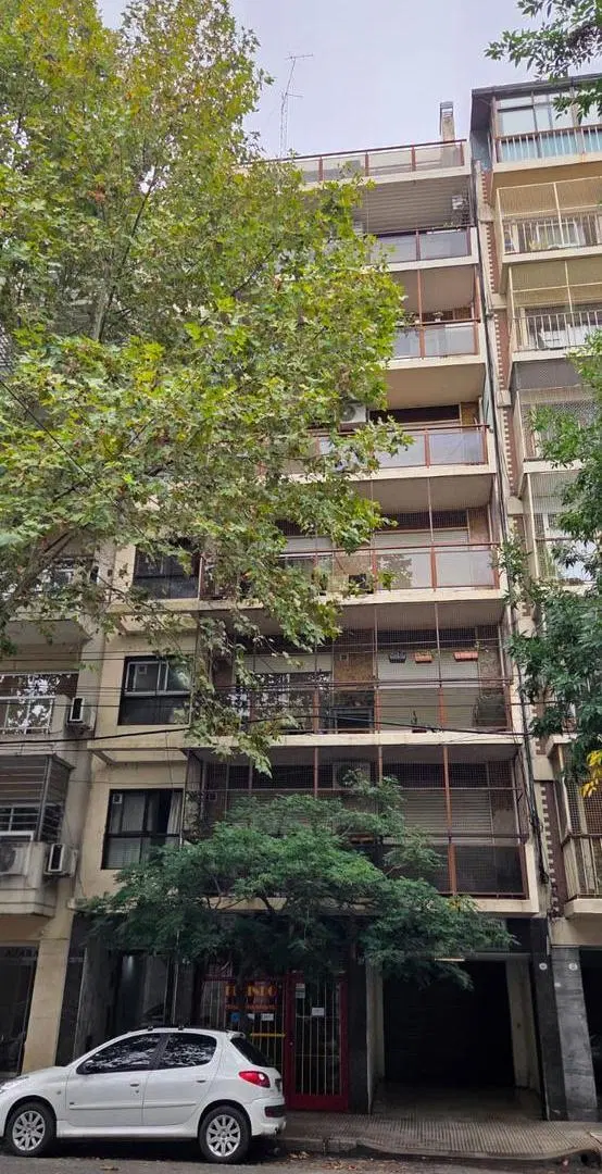 Departamento 2 ambientes con balcón terraza en venta/ alquiler en Azara 45 Barracas CABA 2