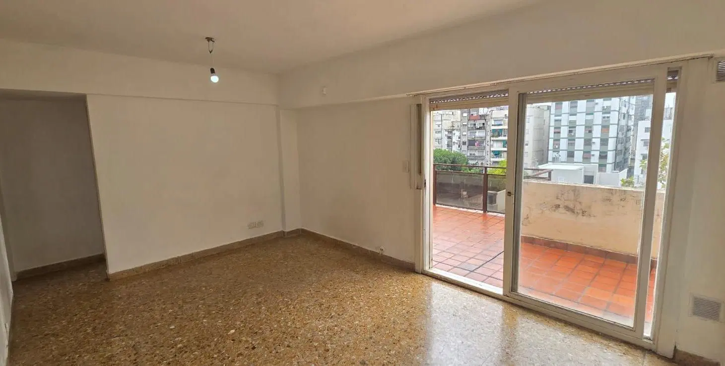 Departamento 2 ambientes con balcón terraza en venta/ alquiler en Azara 45 Barracas CABA 4