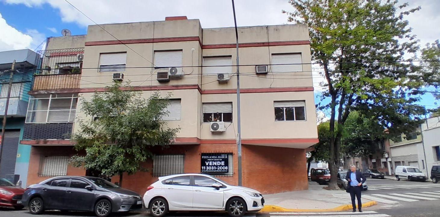 Foto de Departamento 3 ambientes con patio en alquiler en Iriarte al 1500, imagen 5