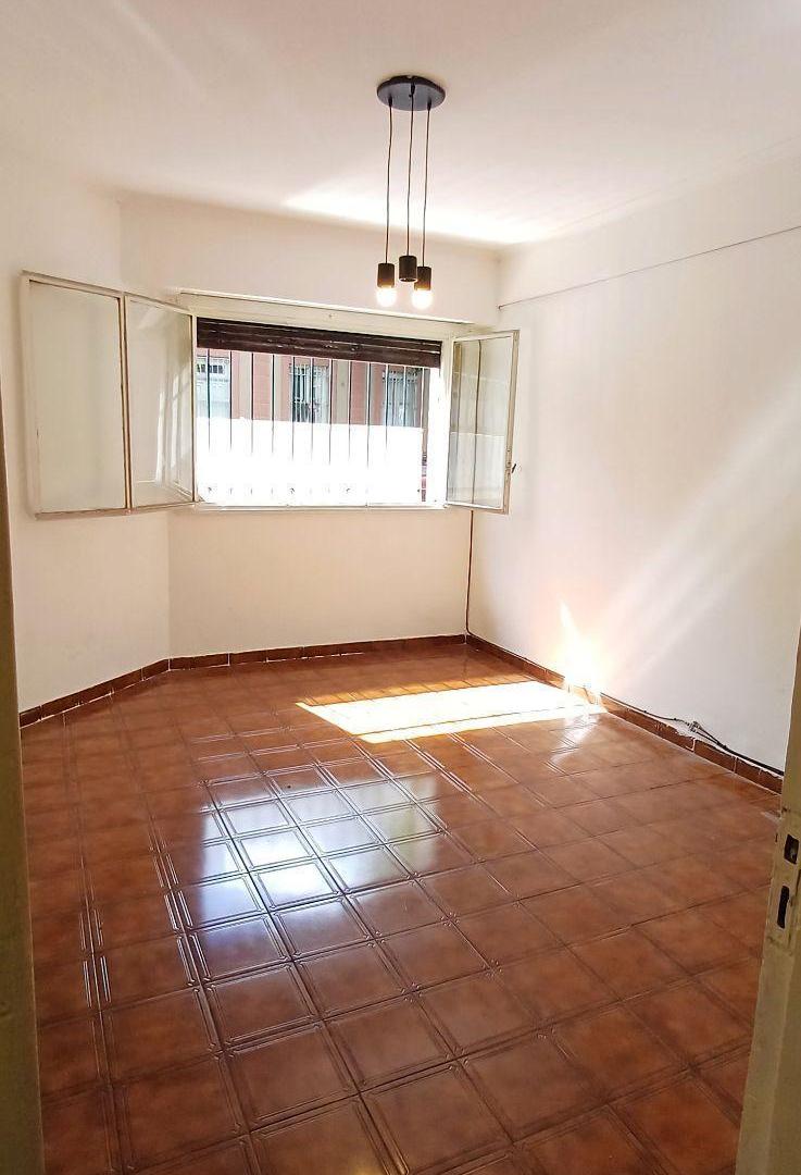 Foto de Departamento 3 ambientes con patio en alquiler en Iriarte al 1500, imagen 2