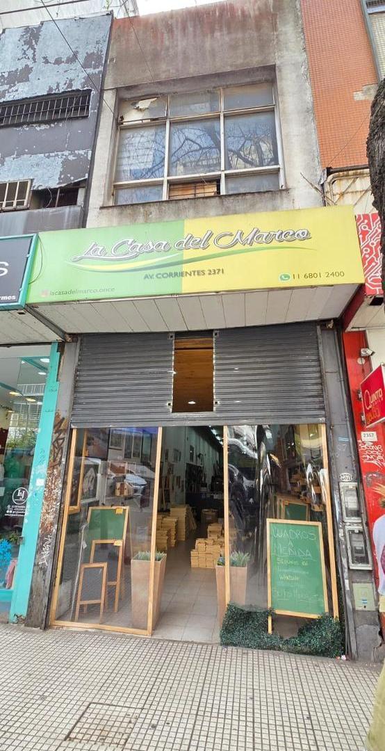 Foto de Local en alquiler en Av. Corrientes al 2300 Balvanera CABA, imagen 1