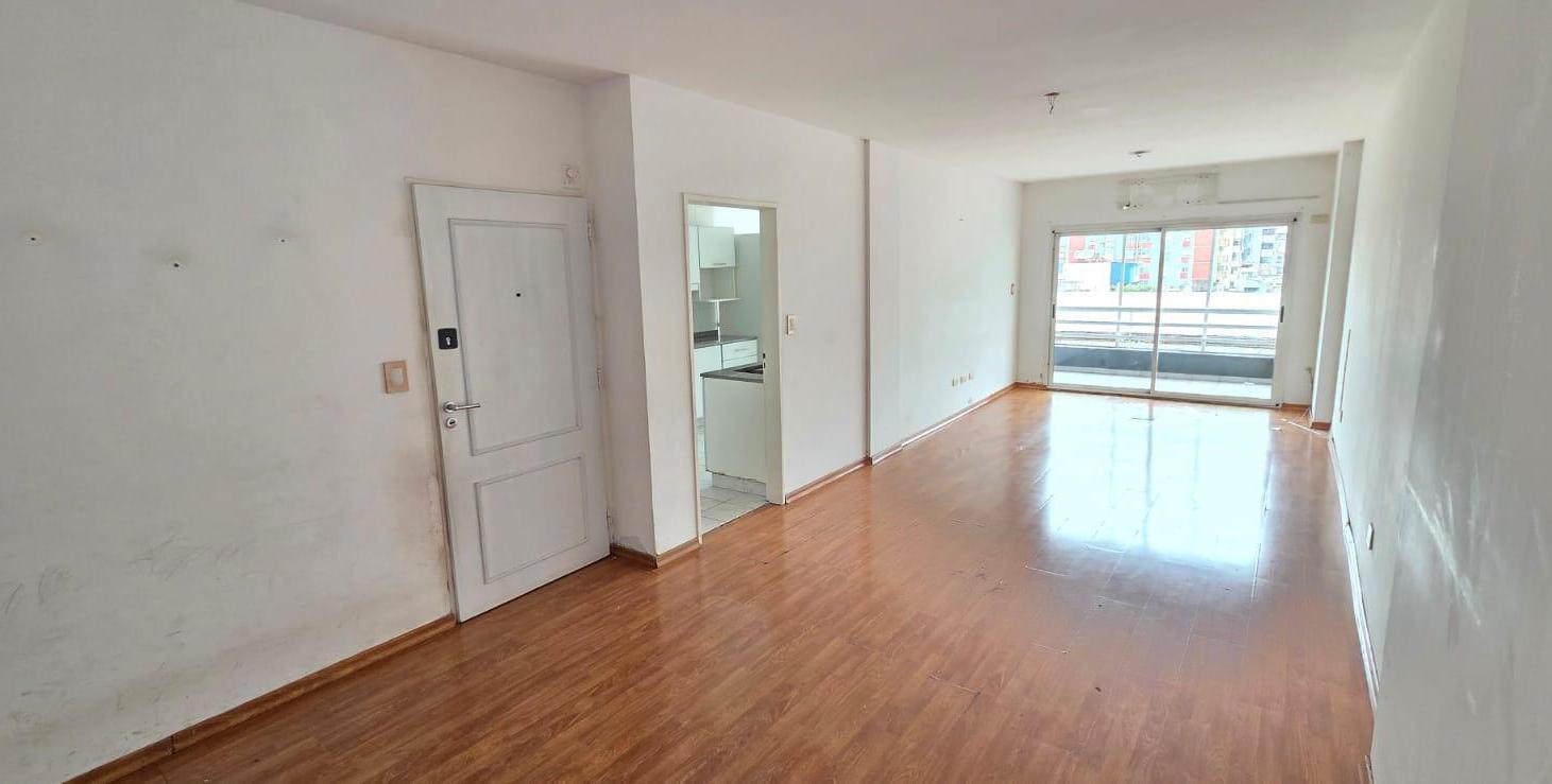 Foto de Departamento 4 ambientes en venta en Brandsen al 1700 Barracas CABA, imagen 3