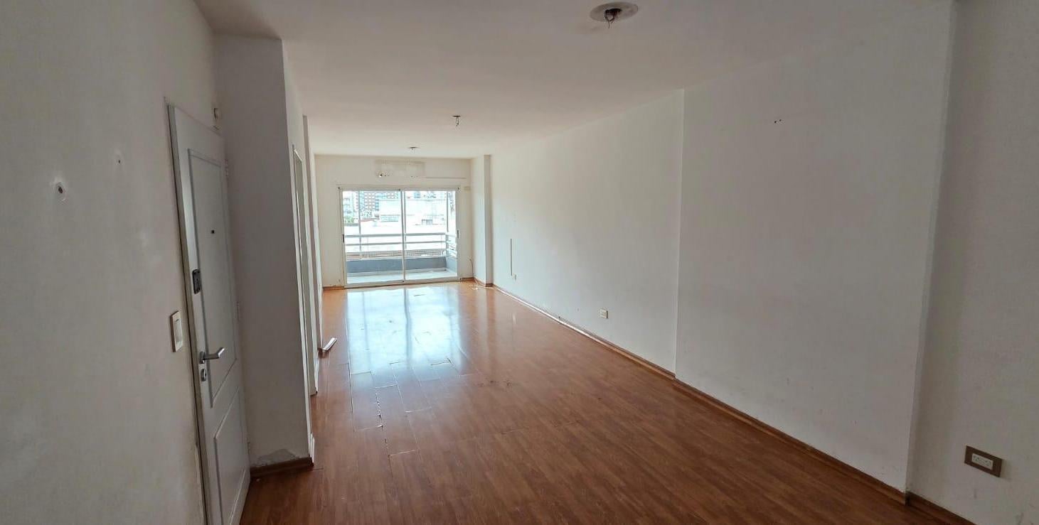 Foto de Departamento 4 ambientes en venta en Brandsen al 1700 Barracas CABA, imagen 4