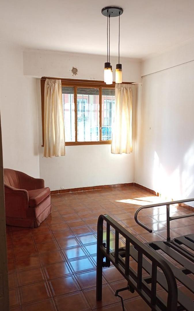 Foto de Departamento 3 ambientes con patio en venta en Iriarte al 1500 Barracas, imagen 5