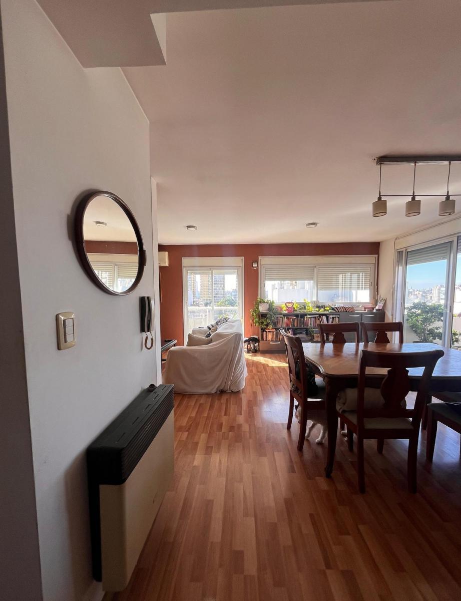 Duplex Dpto Amplio en Excelente Ubicacion de Alberdi 2