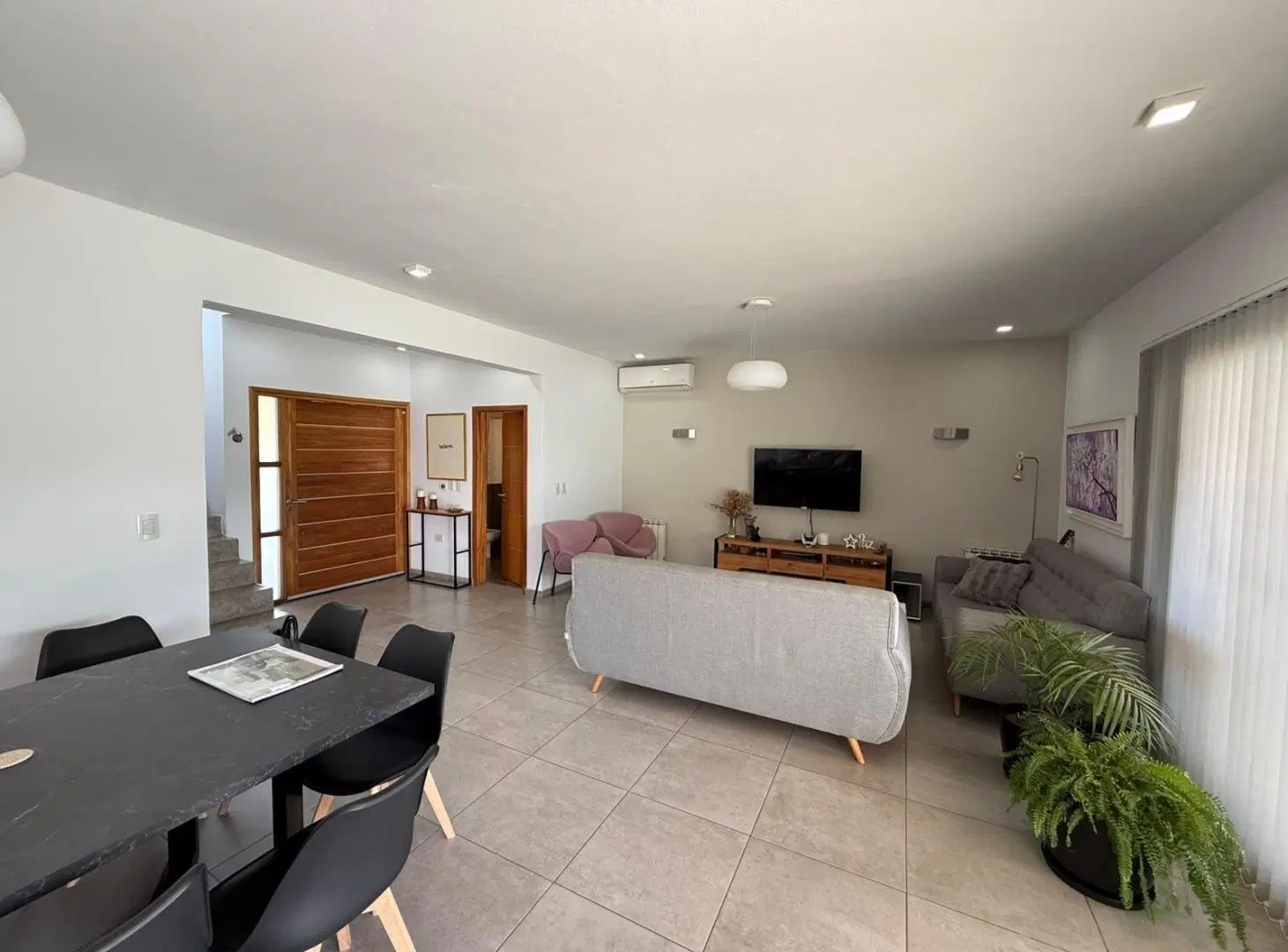 VENTA CASA RIBERAS DE MANANTIALES 4