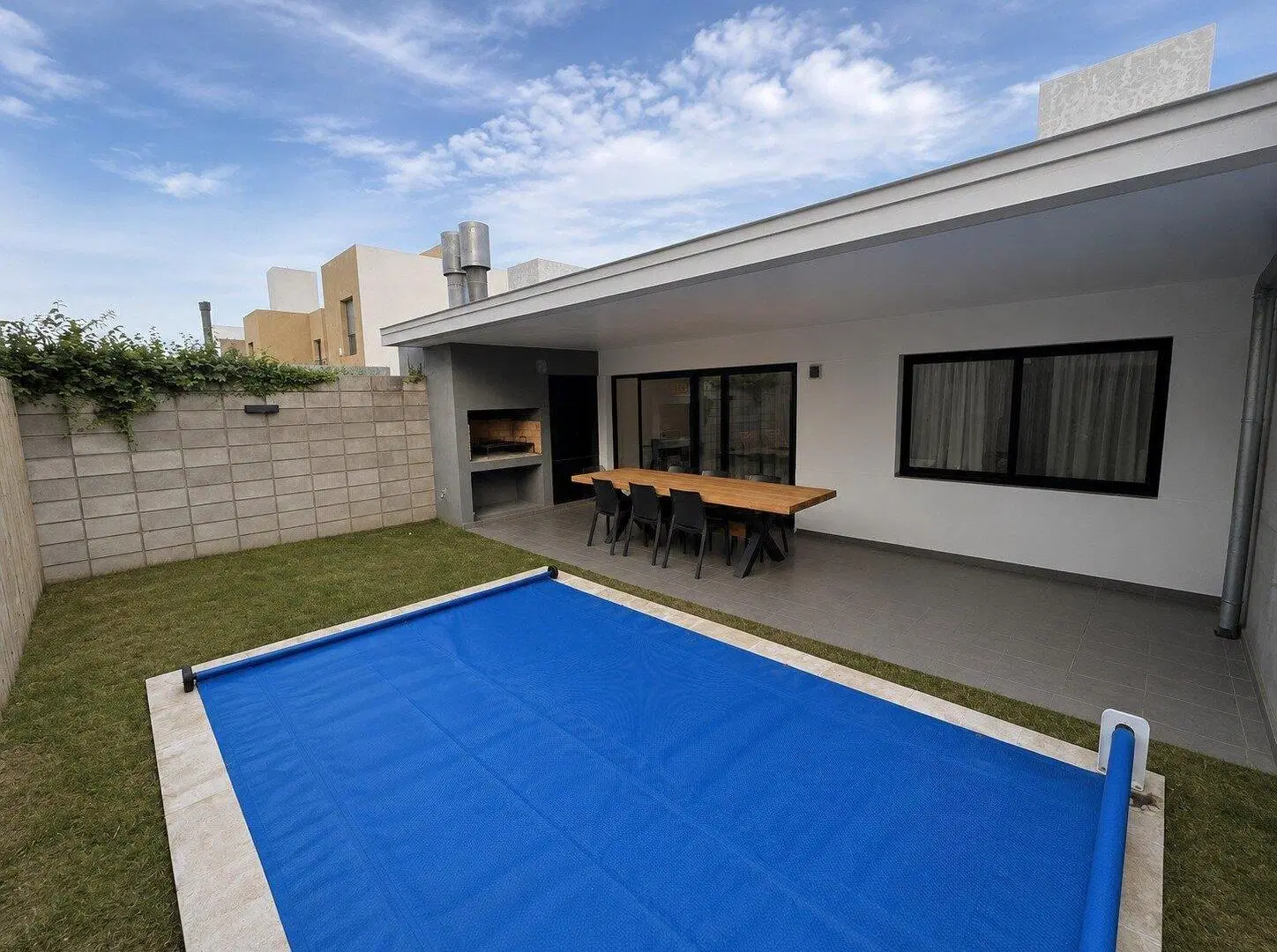 DUPLEX EN VENTA 2D 1B - SAN IGNACIO VILLAGE - CON PILETA 8