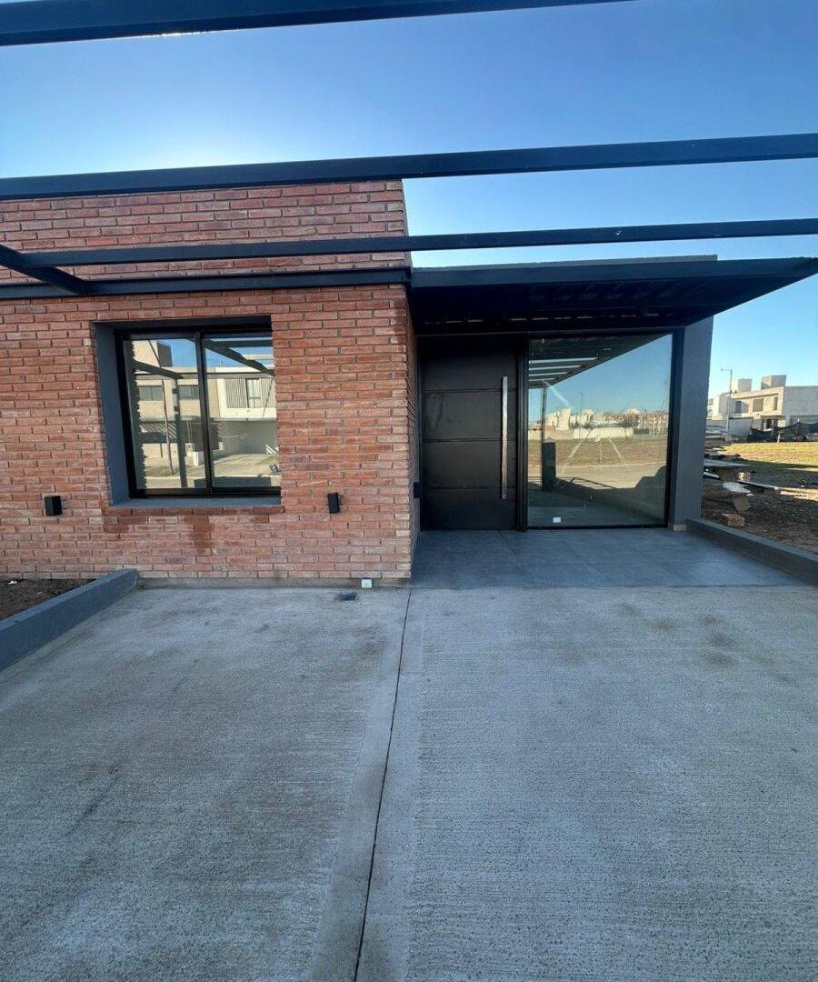 Foto de Duplex en Venta Solares de Manantiales - 2 Dormitorios y 2 Baños, imagen 3