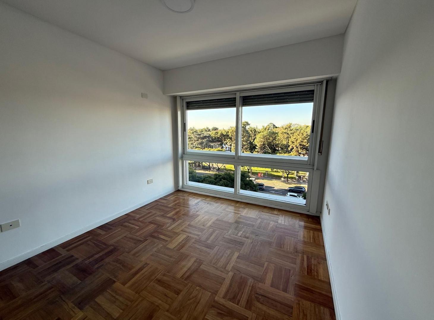 Foto de Alquiler Departamento Av. Libertador 8008, imagen 2