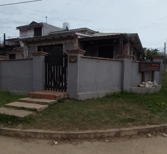 EN VENTA casa de 2 dormitorios en Santa Rosa de Calamuchita 2