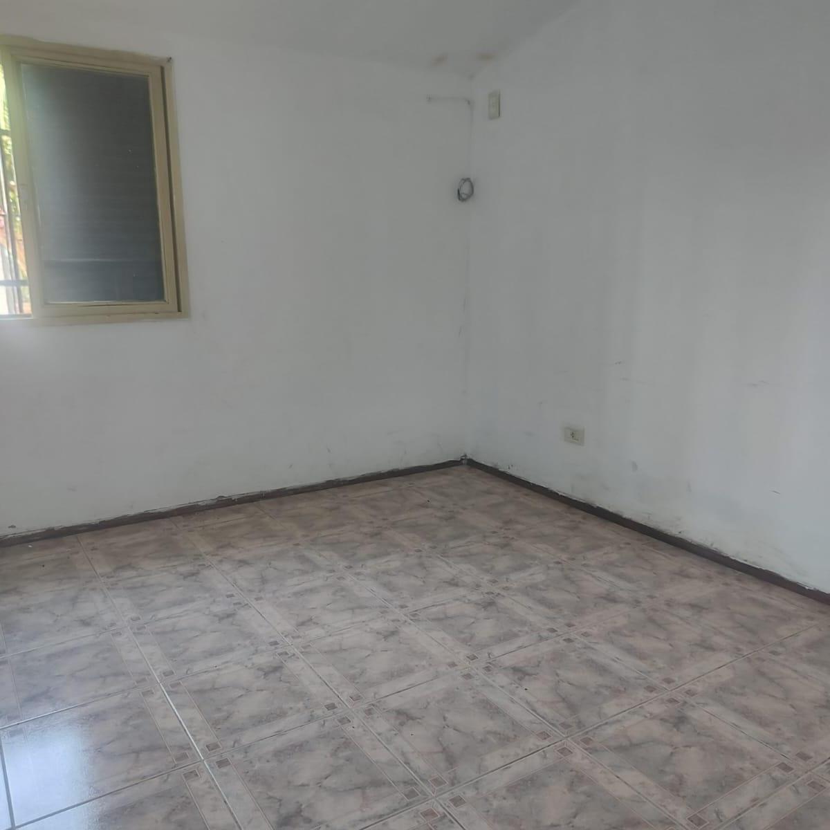 Casa Planta Baja con Cochera - Barrio Alvear 3