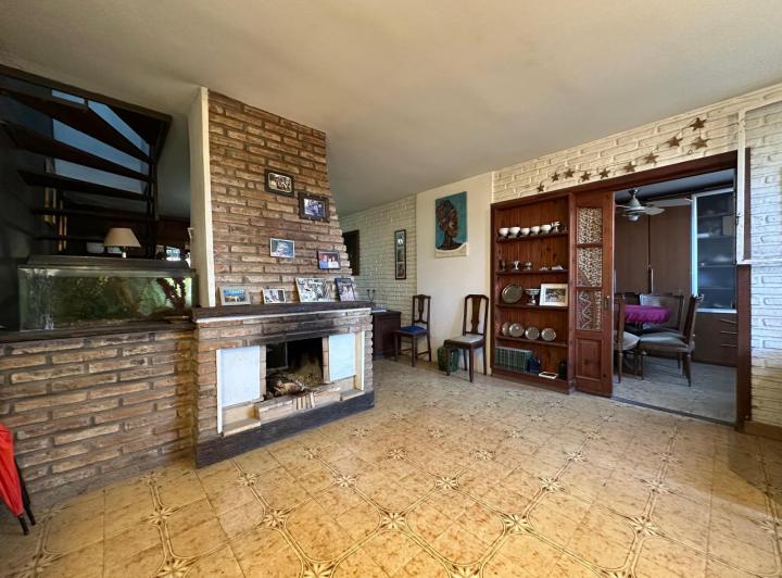 Casa en venta – Funes – 3 dormitorios, galería, parrilla y pileta 5
