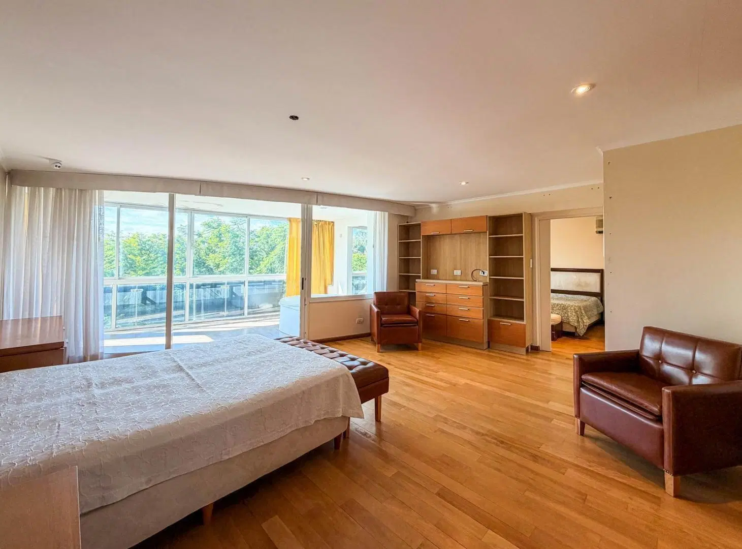 Venta | Dúplex de Categoría | 5 Dorm. | Balcón con Parrilla | Frente Parque Urquiza 4