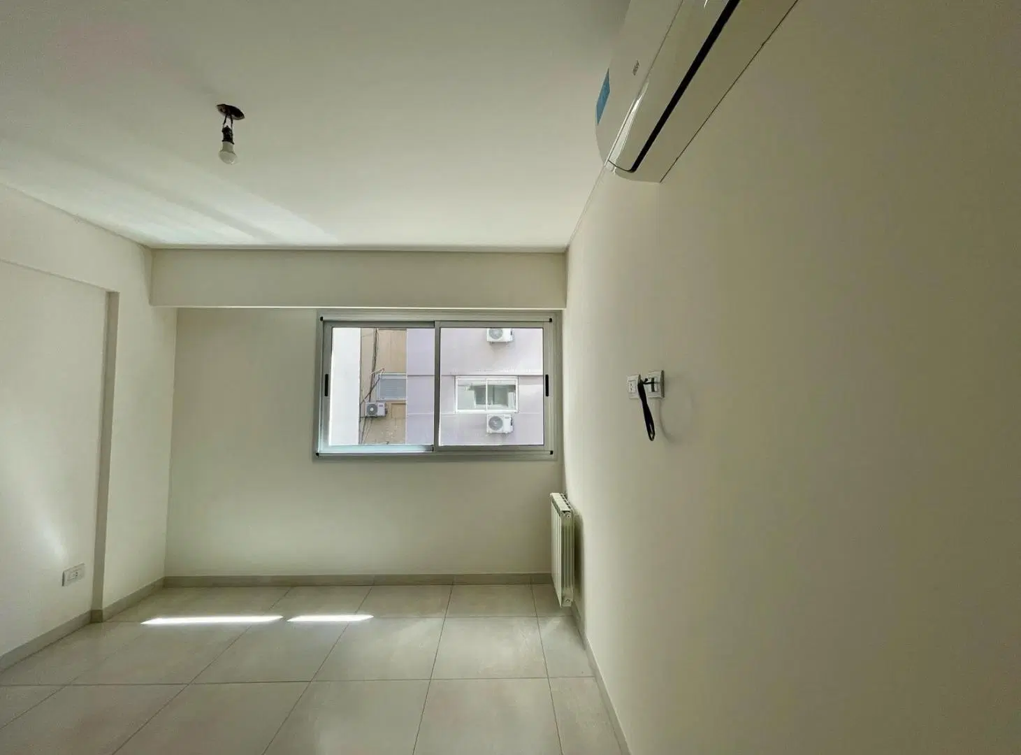 Departamento un dormitorio, cochera y baulera - Parrillero - Barrio Martin 5