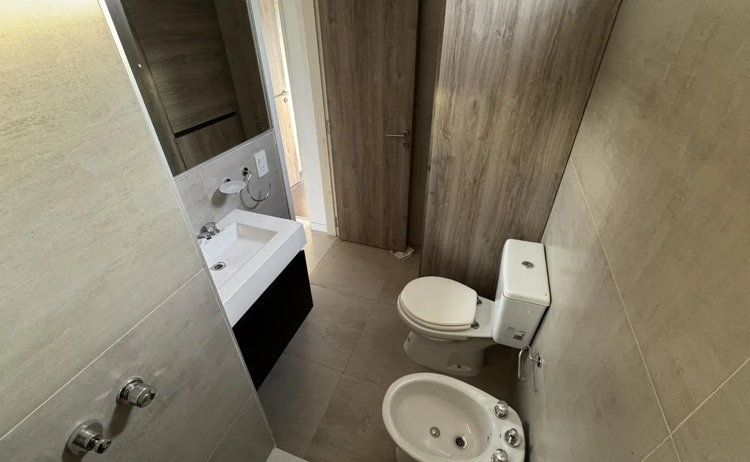 Departamento en Luis Agote 4