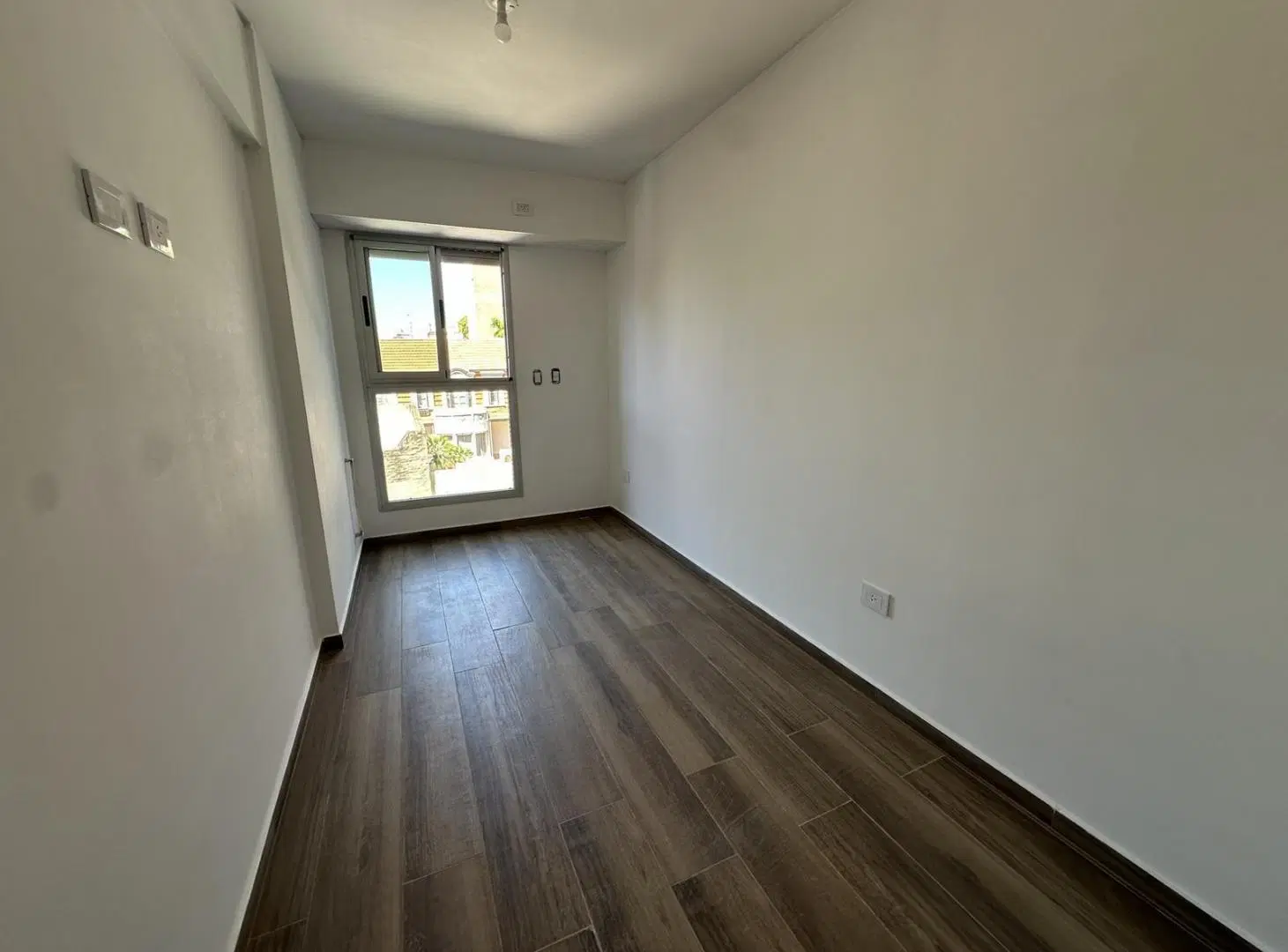 Departamento 2 dormitorios al frente - Balcón corrido - A estrenar 5