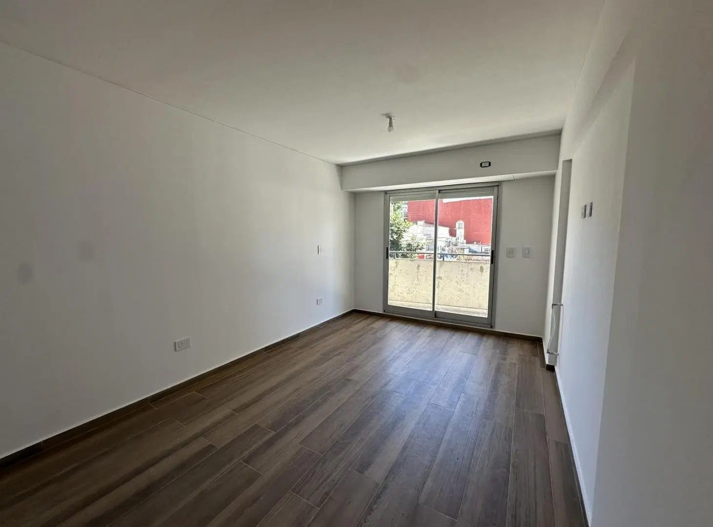 Departamento 2 dormitorios al frente - Balcón corrido - A estrenar 1