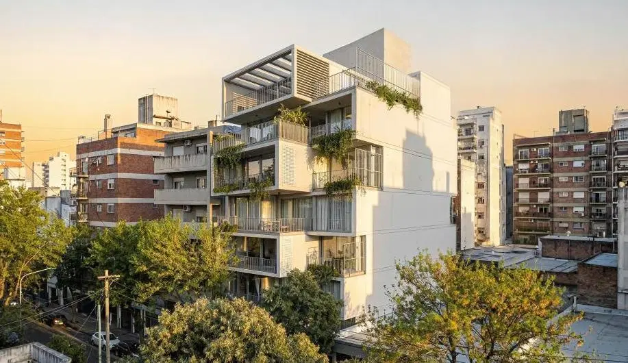 Venta | Departamento 1 Dormitorio | Al Frente con Balcón Terraza | Barrio Lourdes 4