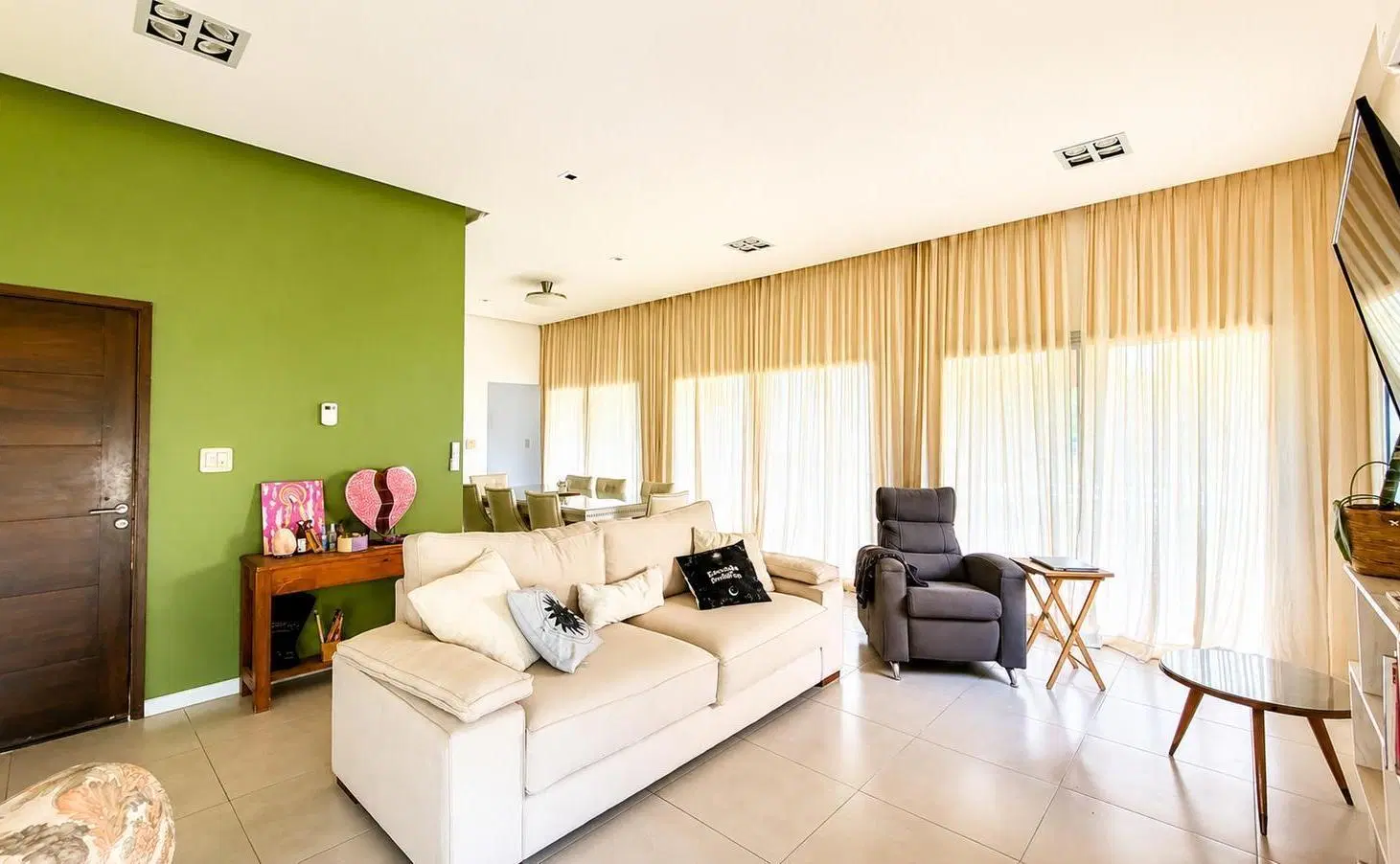 Casa en Venta - Excelente Calidad Constructiva - Sol Del Parana 2