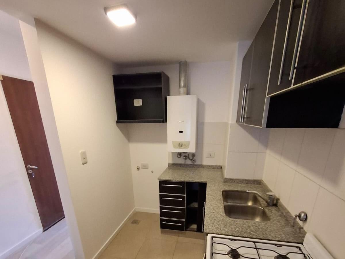 Foto de Venta | Depto 2 Dorm | Balcón al Frente | Cochera | Entre Ríos 1964 1°A | Abasto Rosario, imagen 5
