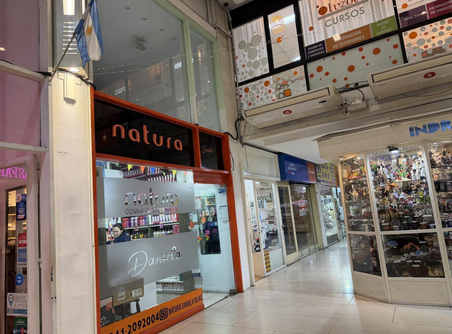 Foto de Local en Venta - Córdoba y Sarmiento, Galería La Favorita, Centro, imagen 1