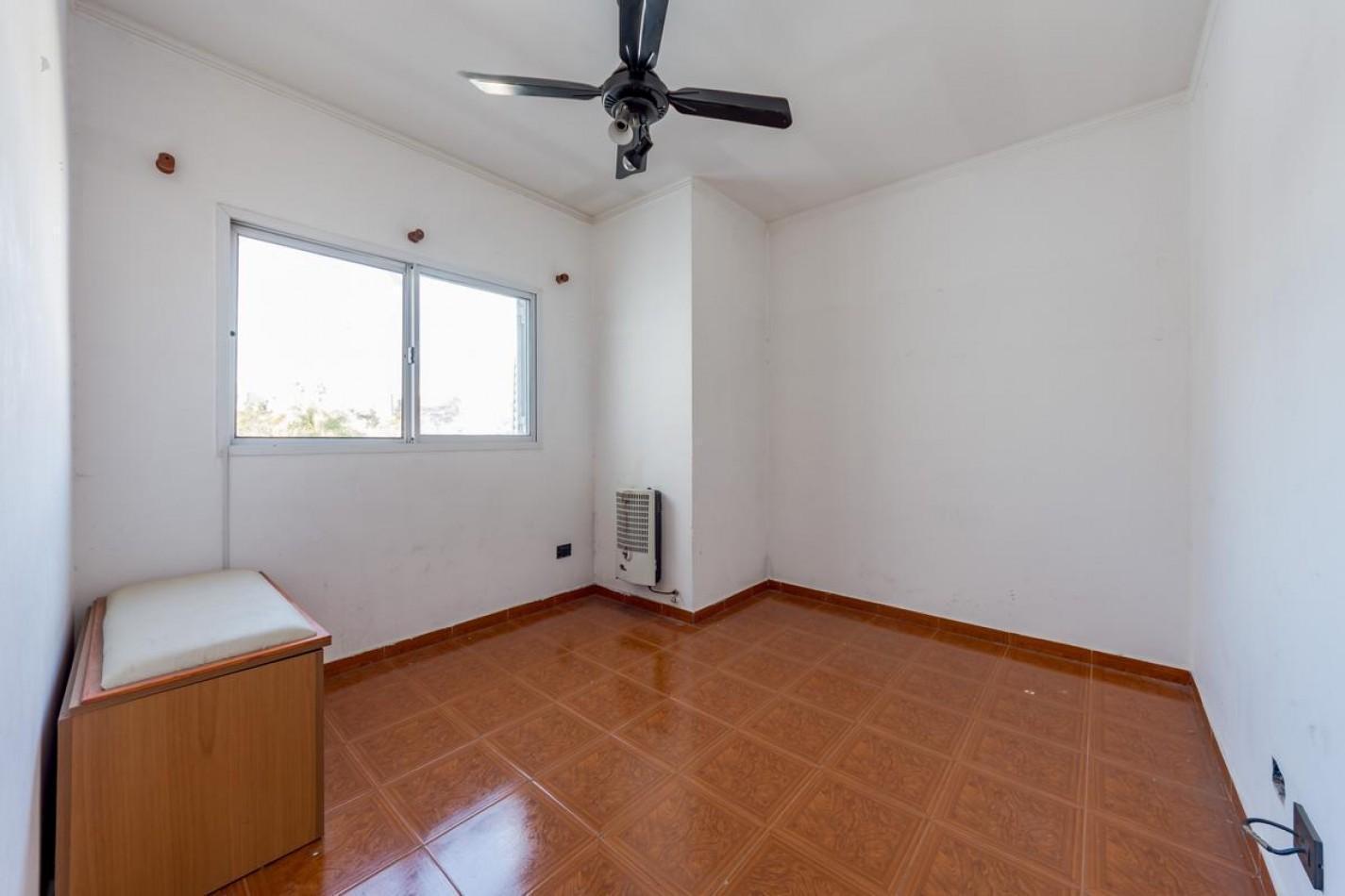 Foto de Amplio Departamento 3 Dormitorios - Arroyito, imagen 4