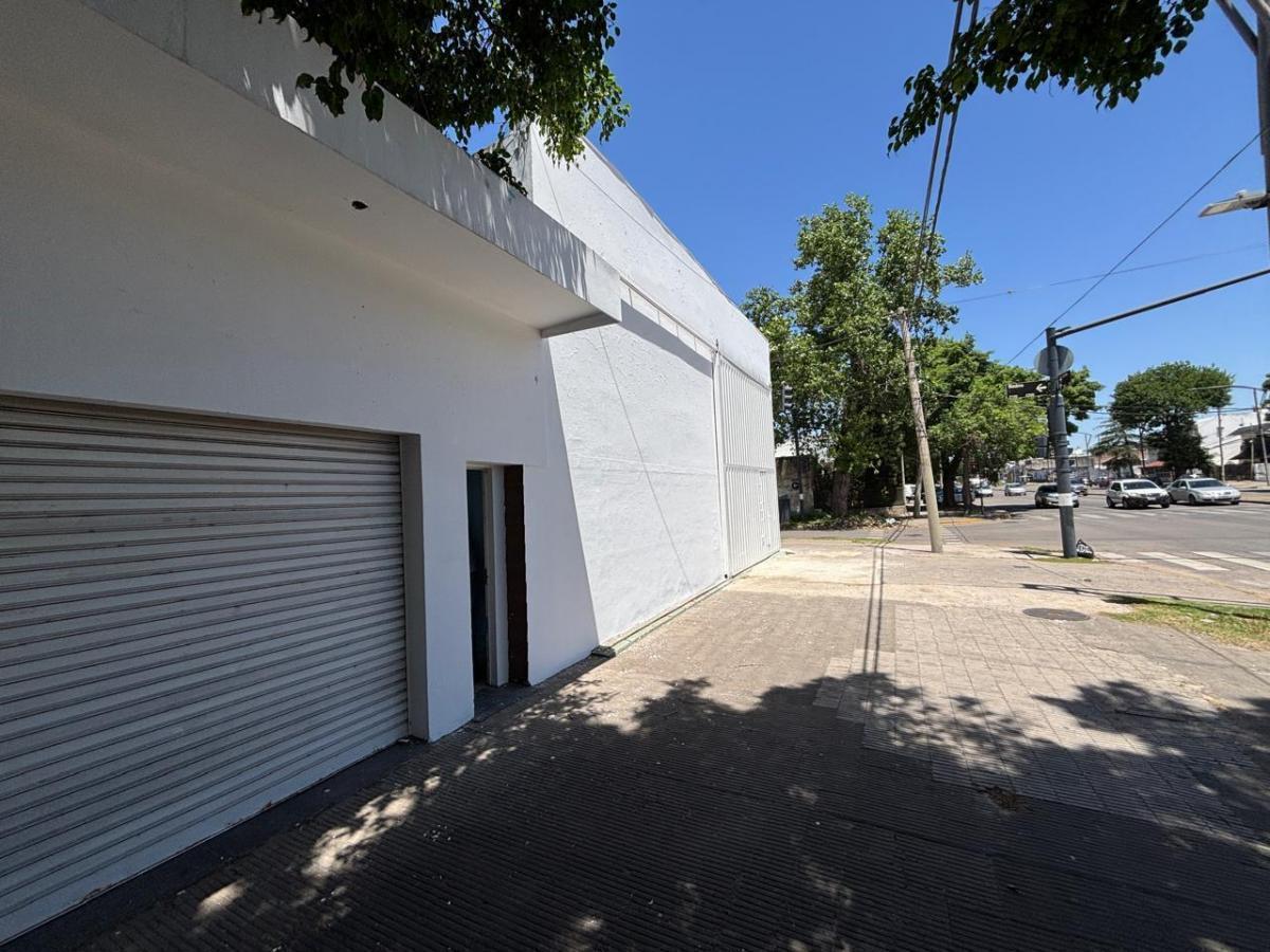 Foto de Galpón oficina comercial sobre Bv Oroño - Permuta- Financiación, imagen 5