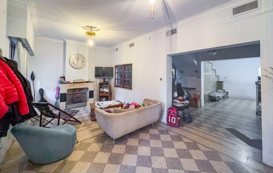Foto de Casa en Venta en Echesortu, imagen 1