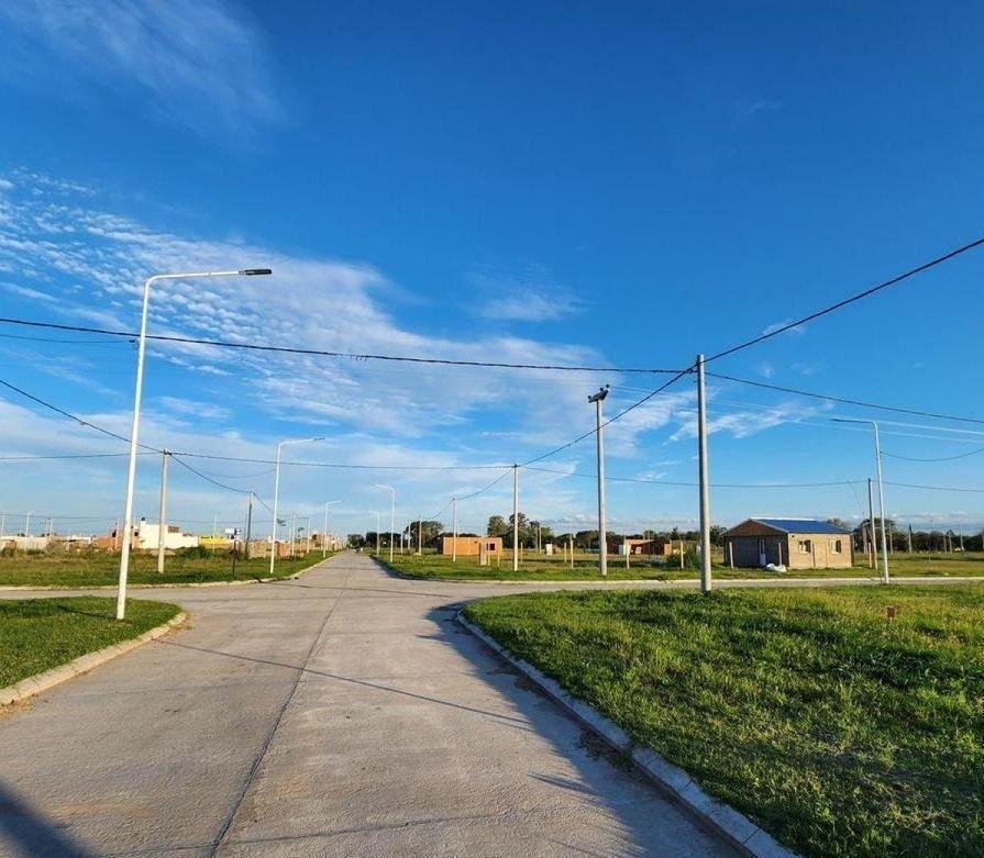 Foto de Lote con Pileta en Estación Alvear II, imagen 2