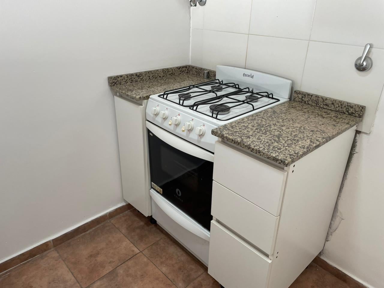 Foto de EN VENTA DEPARTAMENTO ! DORMITORIO CON PATIO - 1 de mayo al 1100, imagen 4