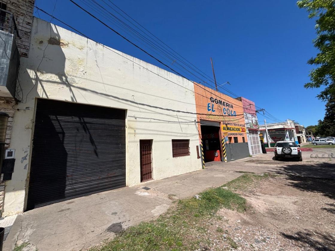 Foto de Galpón de 198 m2- En venta - Las Delicias, imagen 4