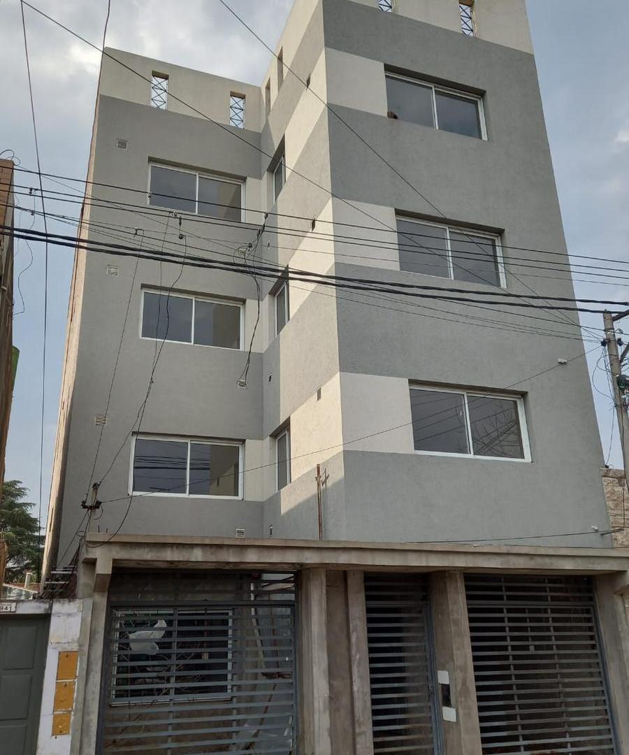 Foto de Edificio Comercial -EDIFICIO A TERMINAR - PH 4 PISOS, imagen 2