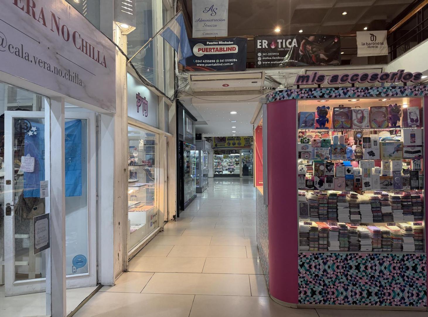 Foto de Local en Venta - Córdoba y Sarmiento, Galería La Favorita, Centro, imagen 1