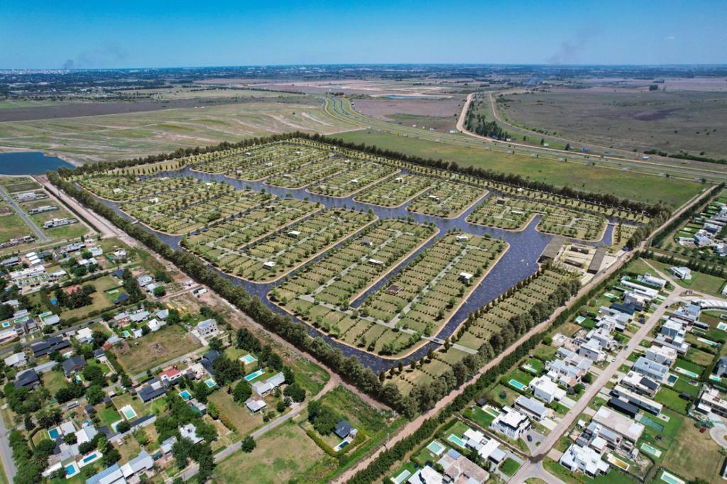 Foto de Terreno en Barrio Privado, Funes Lakes, imagen 1