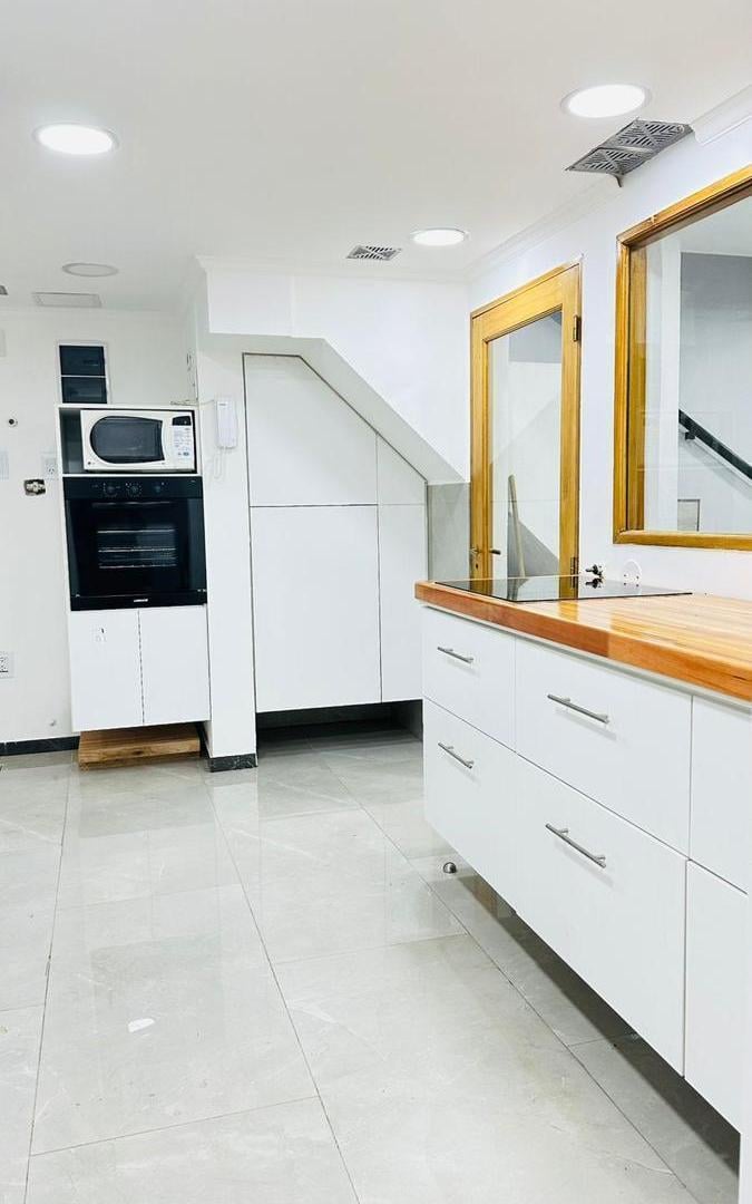 Foto de Casa en de pasillo en venta, imagen 2