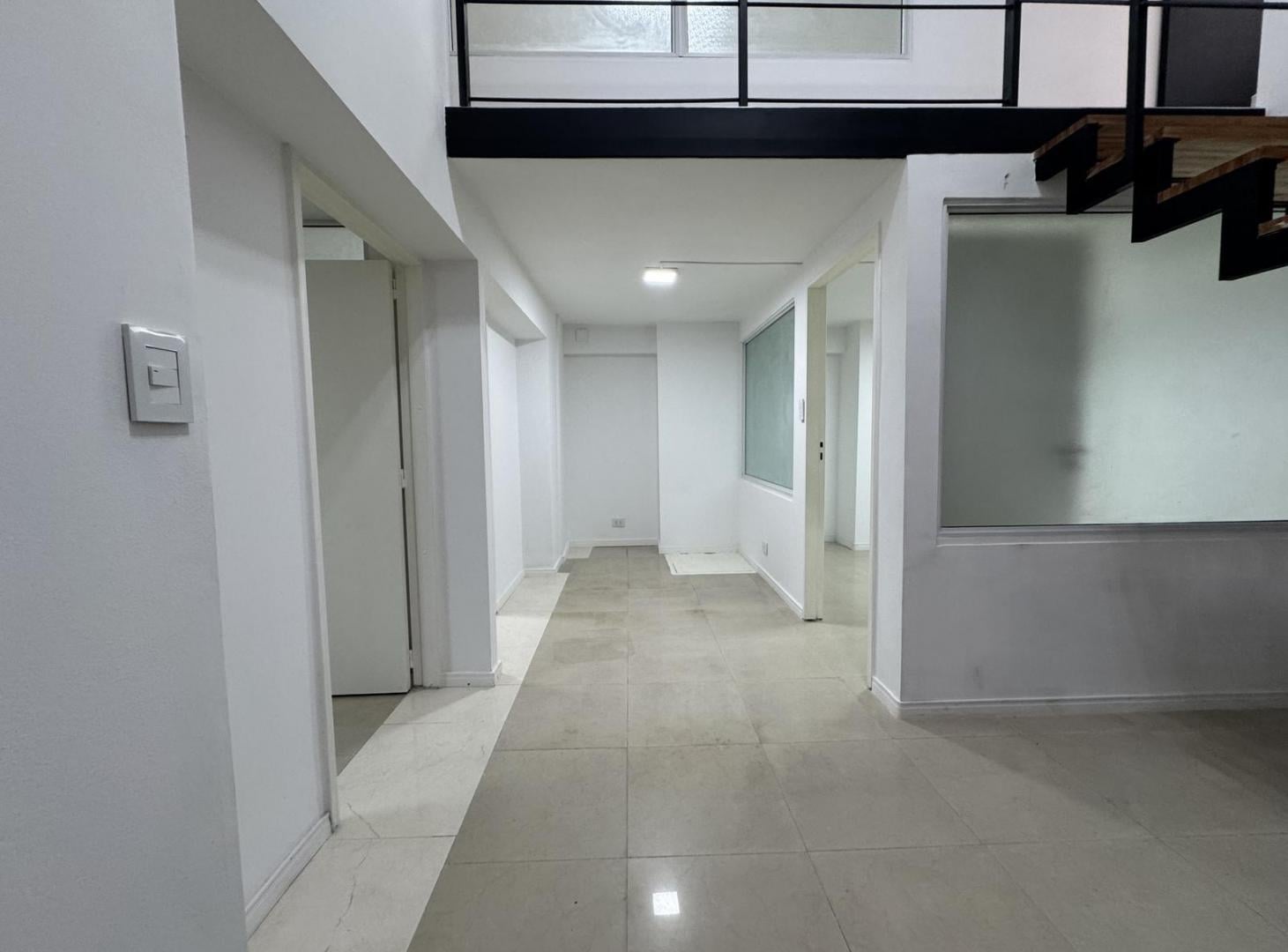 Foto de Oficina en Alquiler - Galeria Cesar, imagen 5