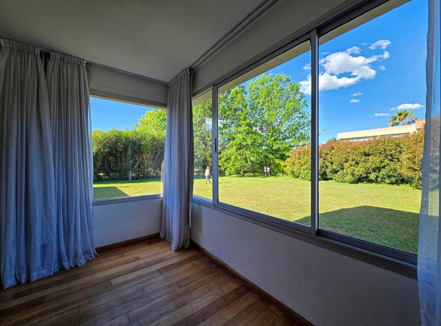 Foto de Casa de 3 dormitorios en Barrio Privado Miraflores, Funes Hills, imagen 3