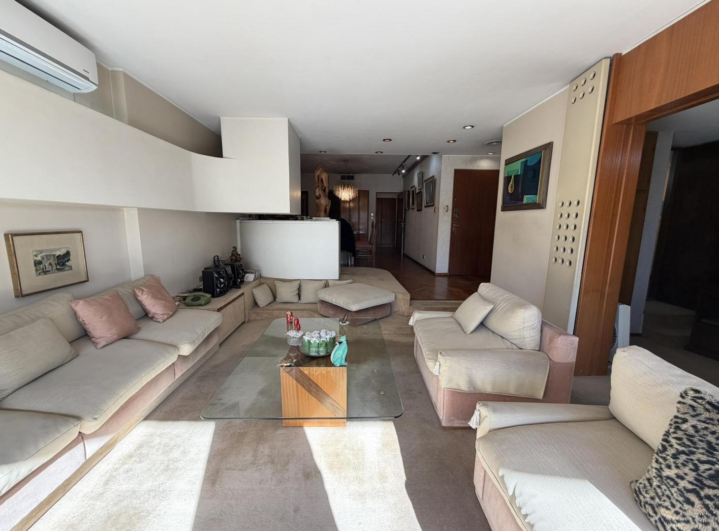 Foto de Piso Exclusivo en Venta - 3 dormitorios, imagen 2