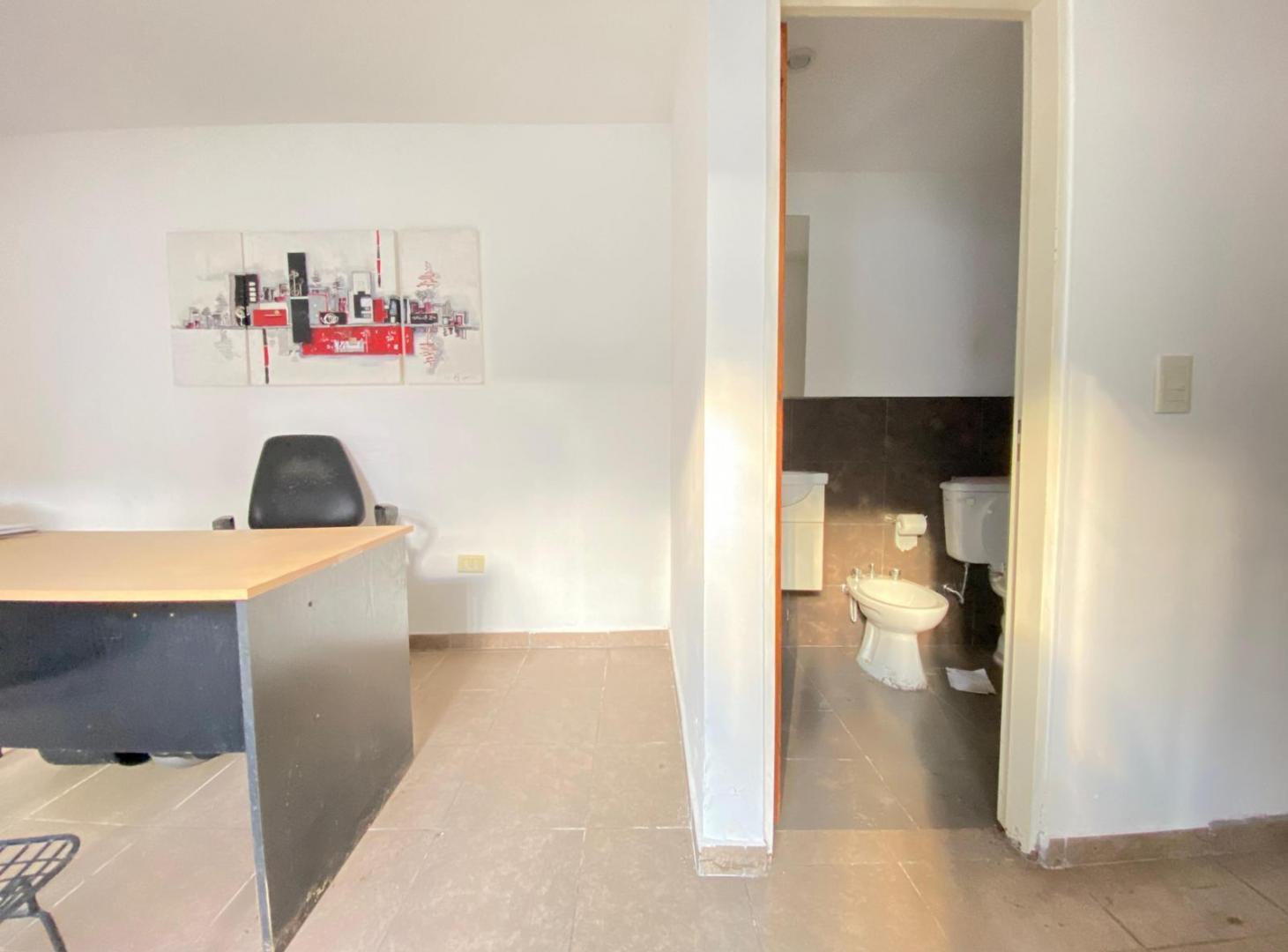 Foto de Oficina en Venta a 2 cuadras de Av Pellegrini, imagen 4
